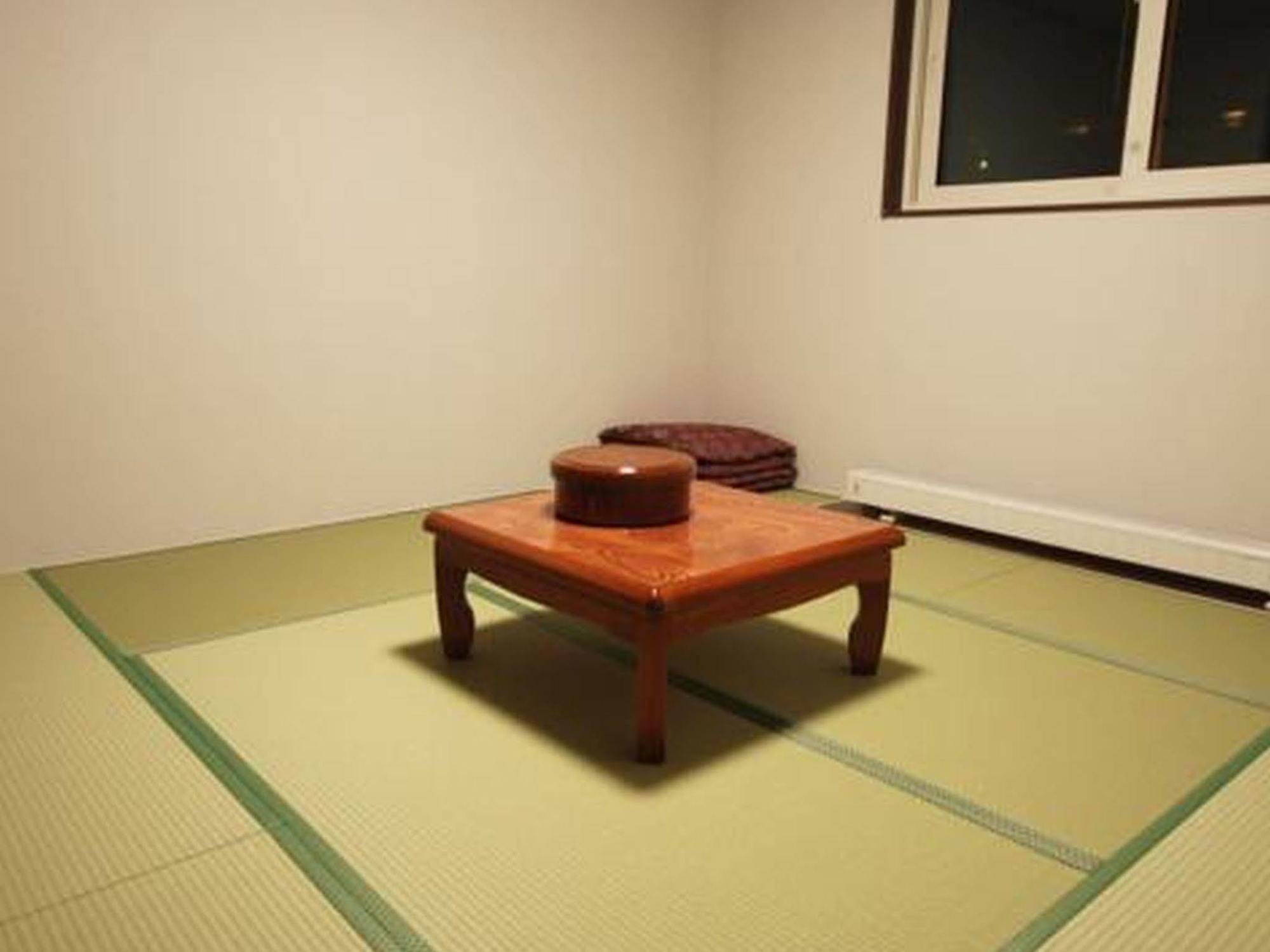 Lodge Koropokkuru Ōmagari Buitenkant foto